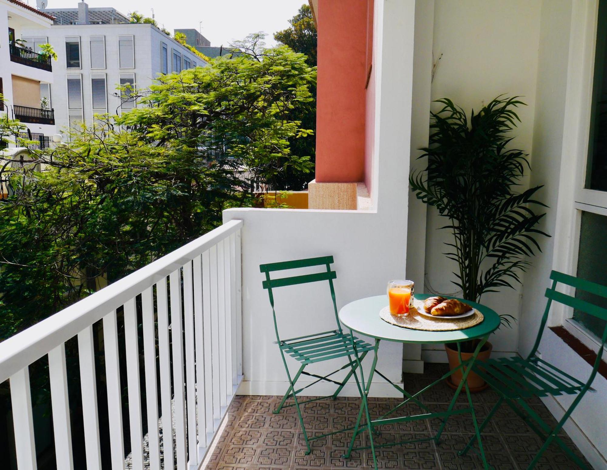 Macaronesia Home Santa Cruz de Tenerife Bagian luar foto
